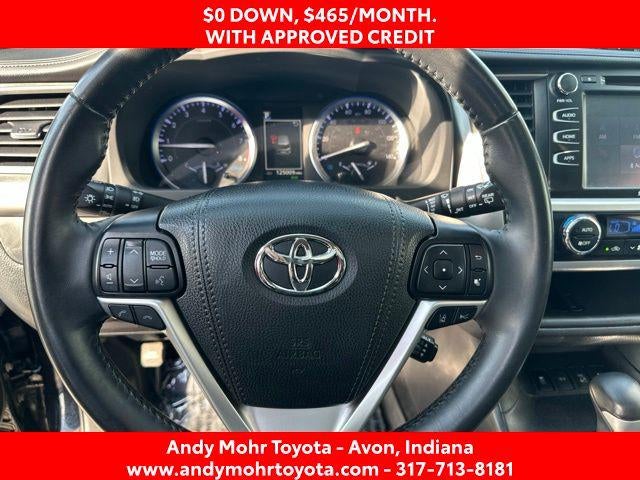 2019 Toyota Highlander SE