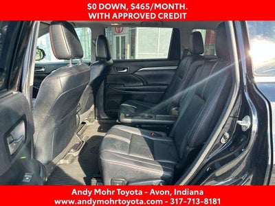 2019 Toyota Highlander SE