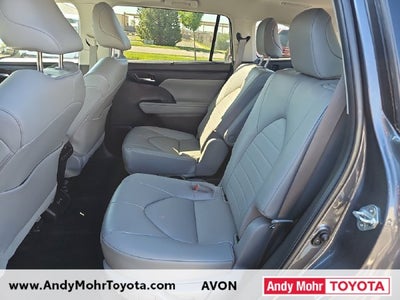 2023 Toyota Highlander Hybrid XLE