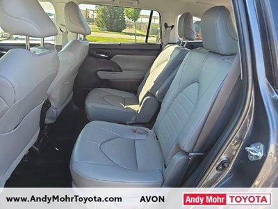 2023 Toyota Highlander Hybrid XLE