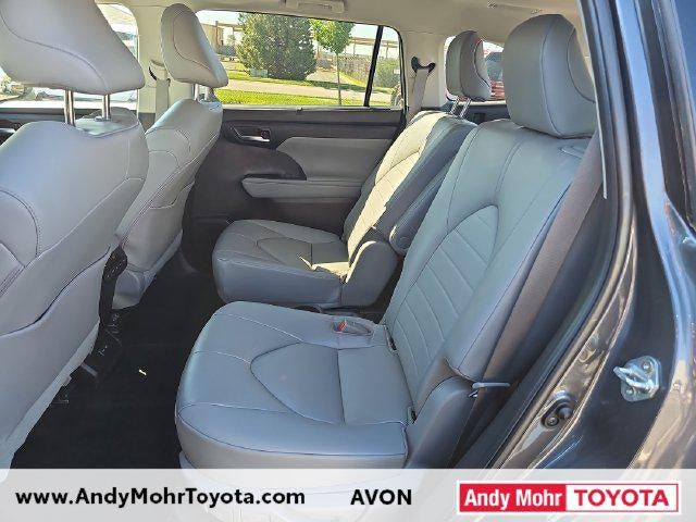 2023 Toyota Highlander Hybrid XLE