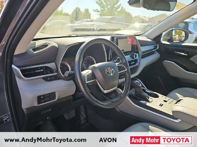 2023 Toyota Highlander Hybrid XLE