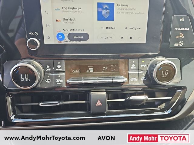 2023 Toyota Highlander LE - Photo 23