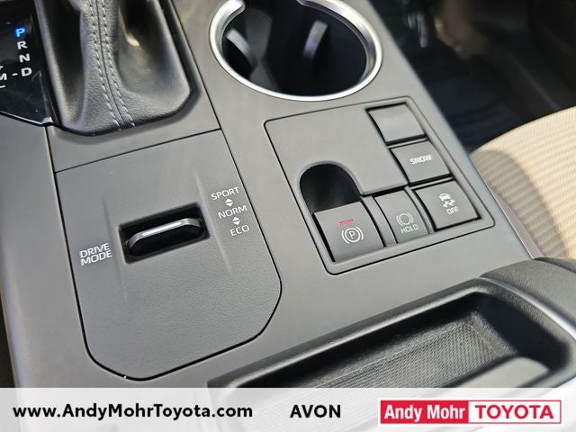 2023 Toyota Highlander LE - Photo 25