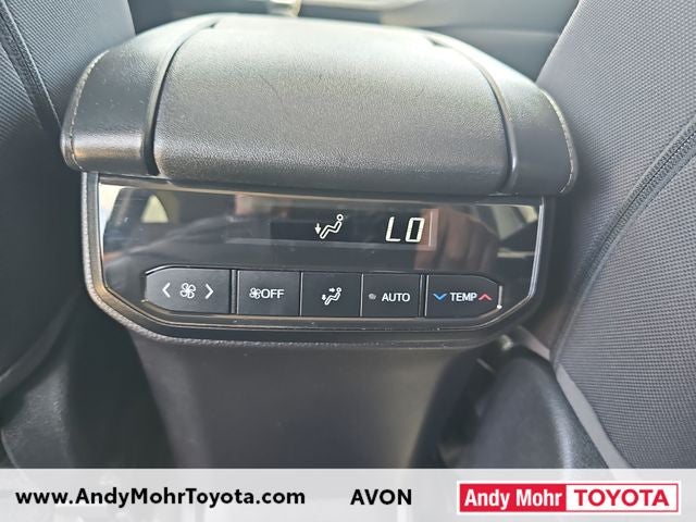2023 Toyota Highlander LE - Photo 28