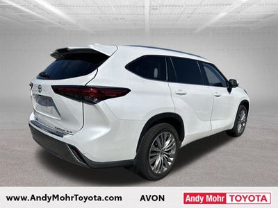 2023 Toyota Highlander Platinum
