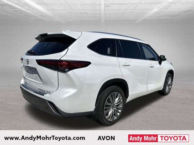 2023 Toyota Highlander Platinum