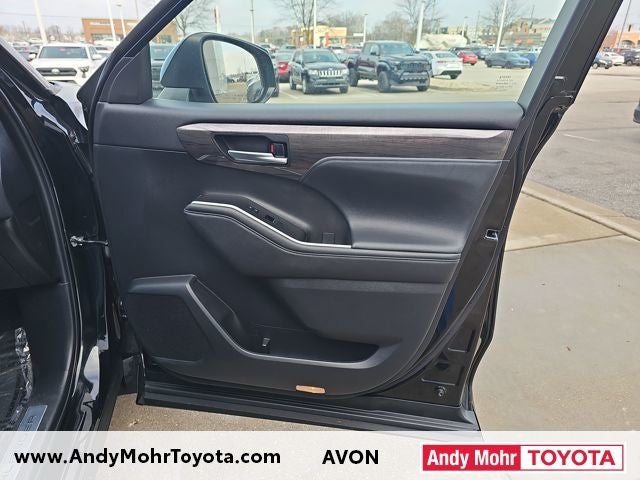 2023 Toyota Highlander Limited
