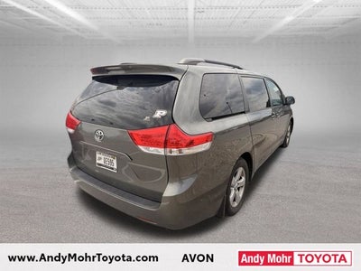 2012 Toyota Sienna LE 8 Passenger