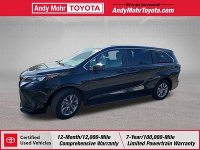 2025 Toyota Sienna LE 8 Passenger