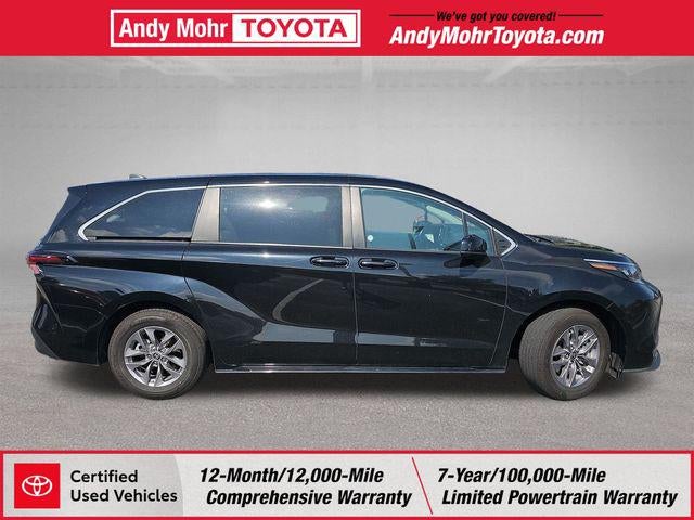 2025 Toyota Sienna LE 8 Passenger