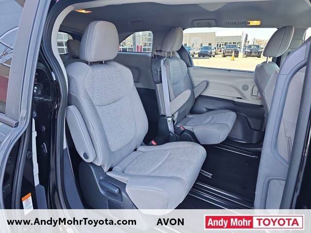 2024 Toyota Sienna LE 8 Passenger