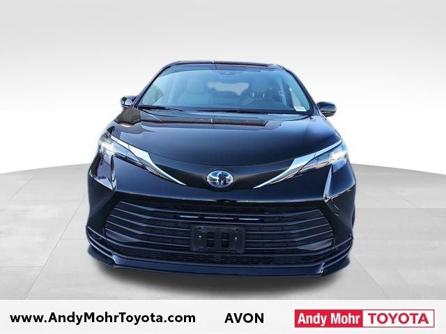 2024 Toyota Sienna LE 8 Passenger