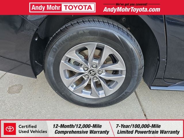 2024 Toyota Sienna LE 8 Passenger