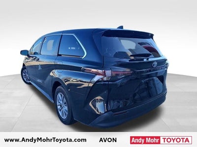 2024 Toyota Sienna LE 8 Passenger