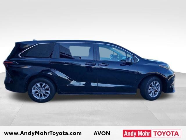 2024 Toyota Sienna LE 8 Passenger