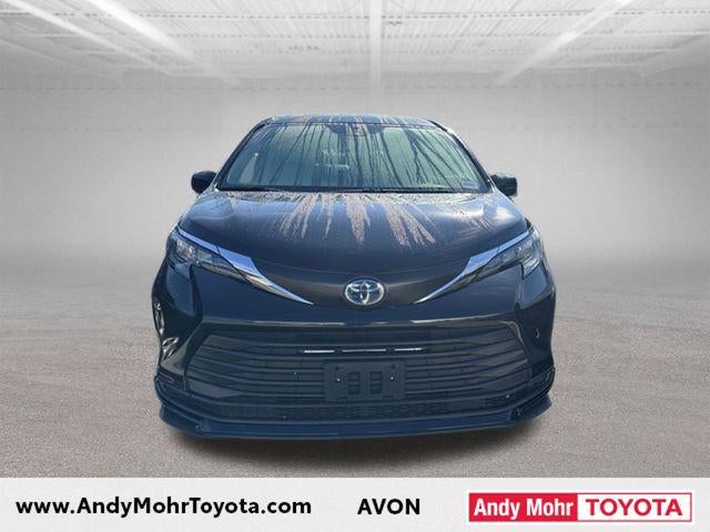 2024 Toyota Sienna LE 8 Passenger