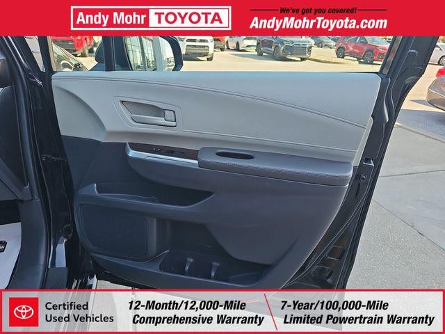 2024 Toyota Sienna LE 8 Passenger