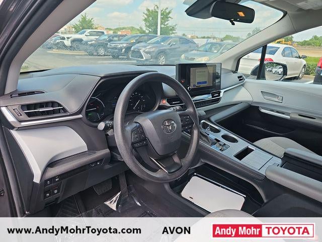 2025 Toyota Sienna LE 8 Passenger