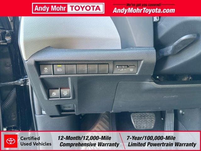 2026 Toyota Sienna LE 8 Passenger