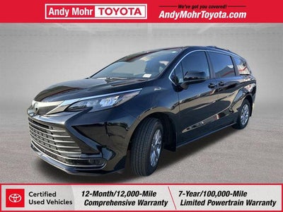 2026 Toyota Sienna LE 8 Passenger