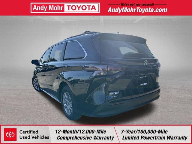 2026 Toyota Sienna LE 8 Passenger