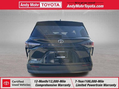 2026 Toyota Sienna LE 8 Passenger