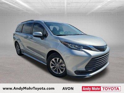 2021 Toyota Sienna LE 8 Passenger