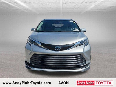 2021 Toyota Sienna LE 8 Passenger