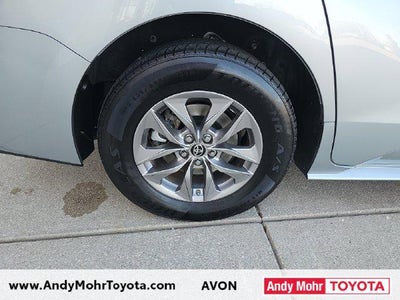 2021 Toyota Sienna LE 8 Passenger