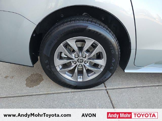 2021 Toyota Sienna LE 8 Passenger