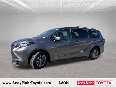 2021 Toyota Sienna LE 8 Passenger