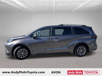2021 Toyota Sienna LE 8 Passenger