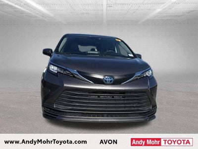 2021 Toyota Sienna LE 8 Passenger