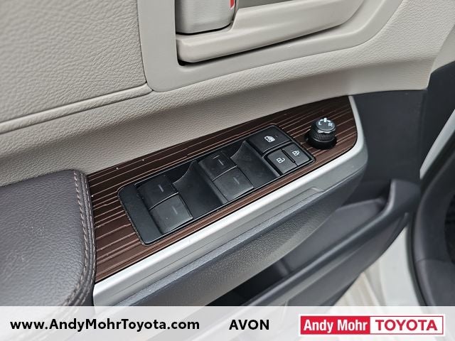 2024 Toyota Sienna LE 8 Passenger