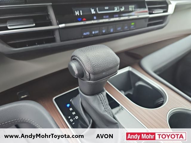 2024 Toyota Sienna LE 8 Passenger