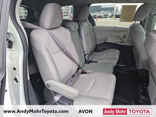 2024 Toyota Sienna LE 8 Passenger