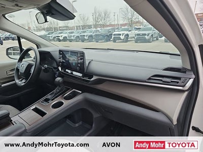 2024 Toyota Sienna LE 8 Passenger