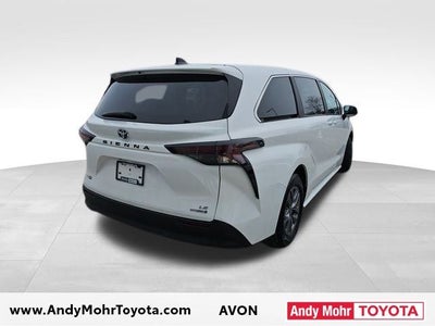 2024 Toyota Sienna LE 8 Passenger