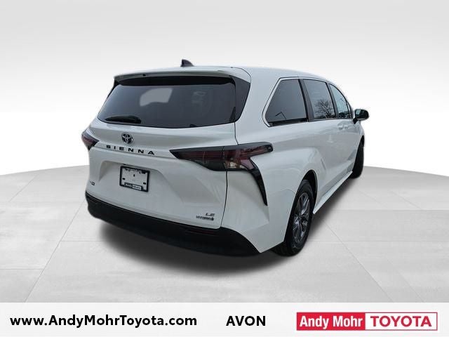 2024 Toyota Sienna LE 8 Passenger