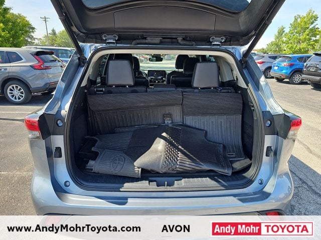 2022 Toyota Highlander Hybrid Limited