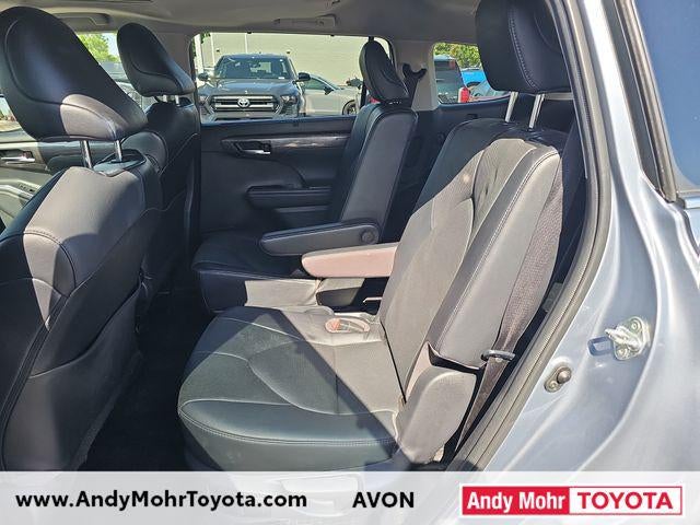 2022 Toyota Highlander Hybrid Limited