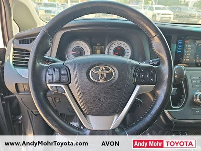 2015 Toyota Sienna SE Premium 8 Passenger