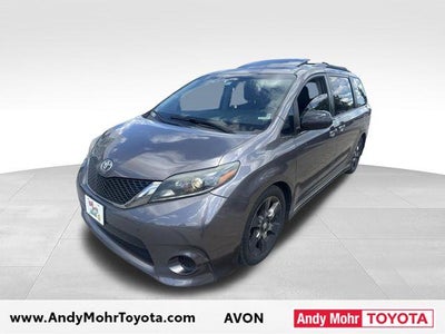 2015 Toyota Sienna SE Premium 8 Passenger