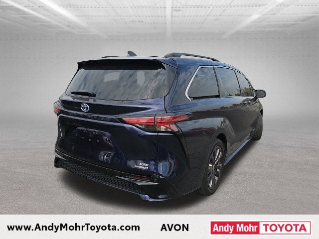 2021 Toyota Sienna XSE 7 Passenger