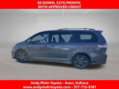 2020 Toyota Sienna SE 8 Passenger