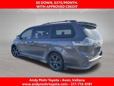 2020 Toyota Sienna SE 8 Passenger