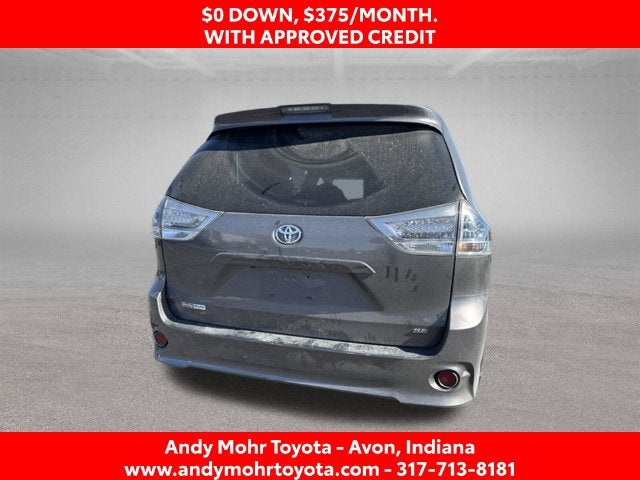2020 Toyota Sienna SE 8 Passenger