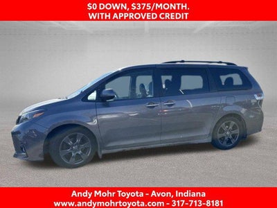 2020 Toyota Sienna SE 8 Passenger