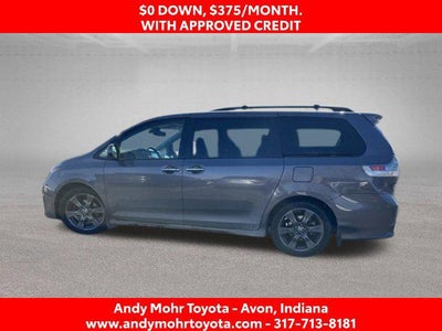 2020 Toyota Sienna SE 8 Passenger